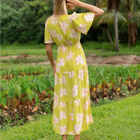 Yireh Mariana Dress in Isle Orchid (Melon) - Picture 3 of 10